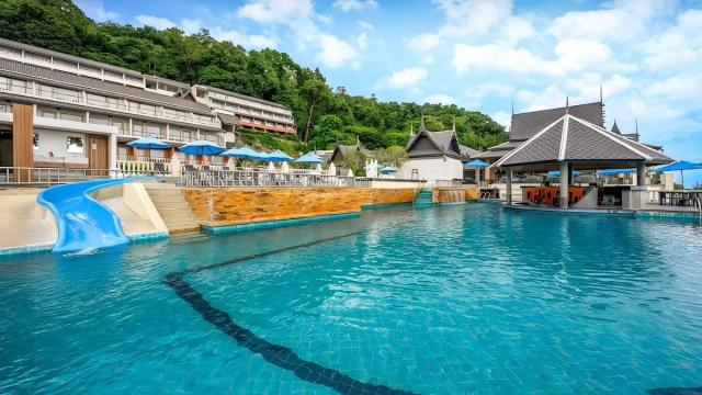 Hotel Namaka Resort Kamala