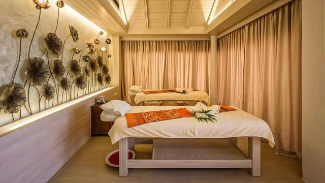 Hotel Namaka Resort Kamala