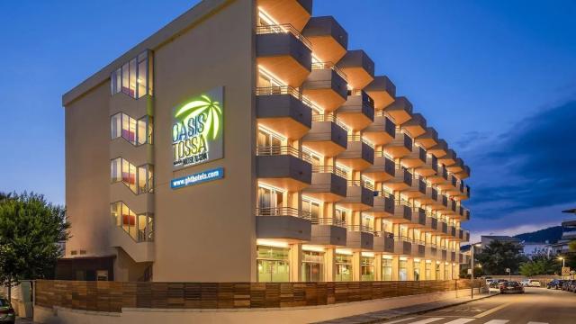 Hotel GHT Oasis Tossa