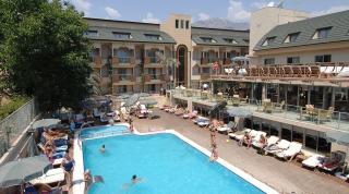 Zapomenutá hora Nemrut aneb cesta na východ Turecka & Hotel Ambassador