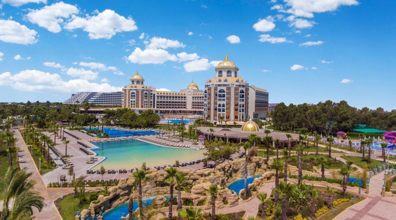 Zapomenutá hora Nemrut aneb cesta na východ Turecka & Hotel Delphin Be Grand Resort