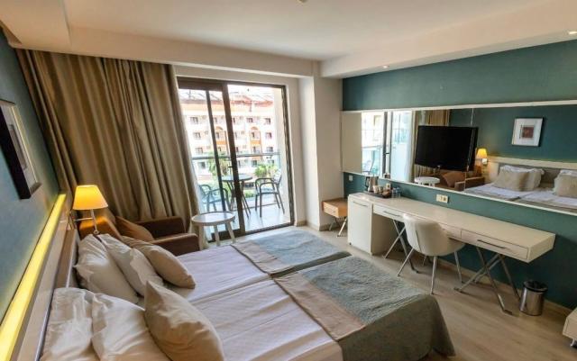  Hotel Castival