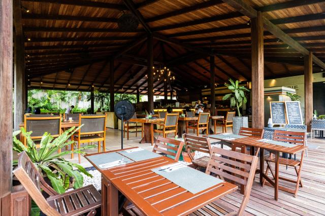 Hotel Barcelo Coconut Island