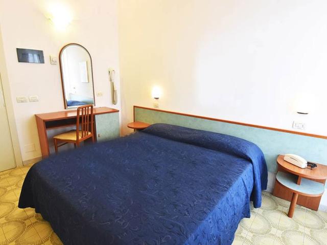 Color Palace Lido Hotel - Family Village