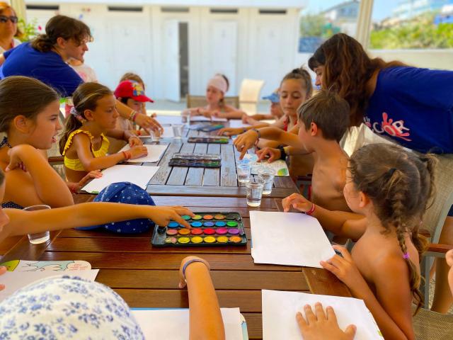 Color Palace Lido Hotel - Family Village