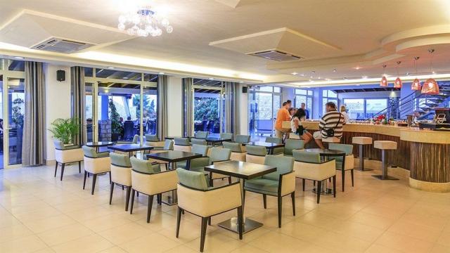 Hotel Natura Park Village