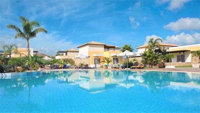 Hotel Natura Park Village