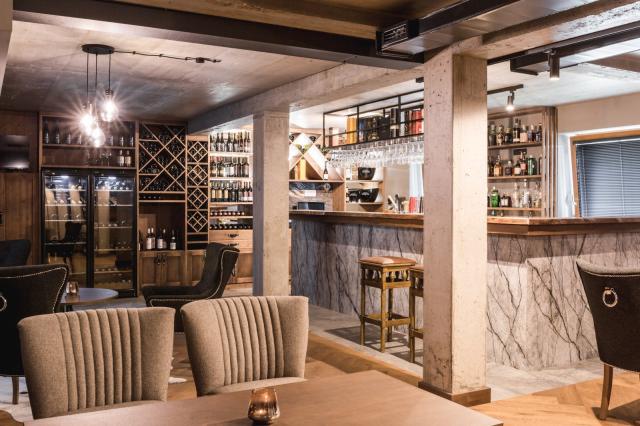 Arietes Marmont Resort Hotel