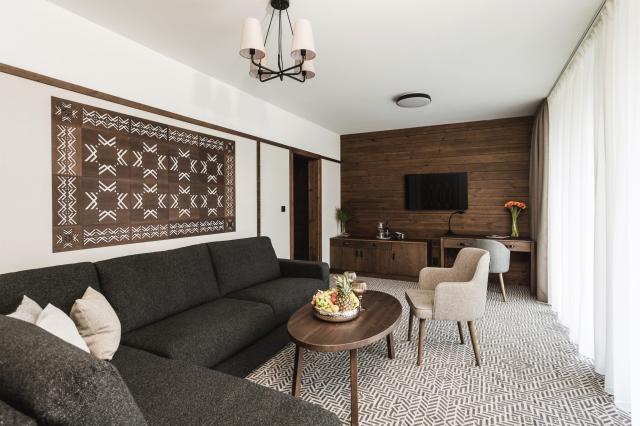 Arietes Marmont Resort Hotel