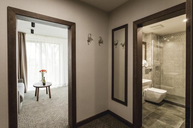 Arietes Marmont Resort Hotel