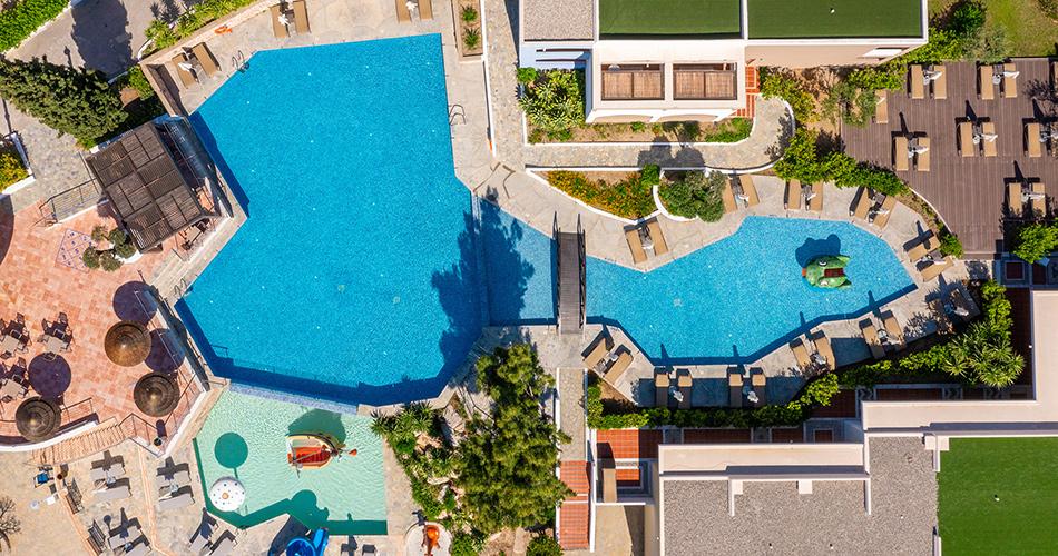 Porto-Angeli-MAIN-POOL-2021-02