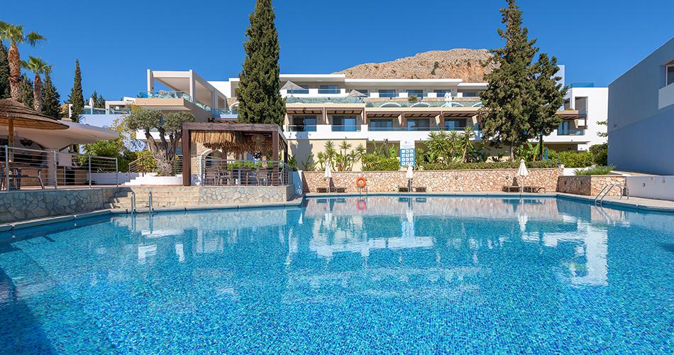 Porto-Angeli-MAIN-POOL-2021-04