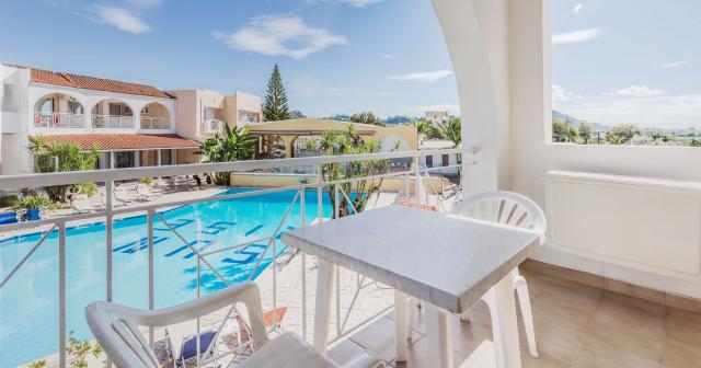 Sunrise-STANDART-ROOM-BALCONY