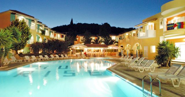 Sunrise-POOL-01
