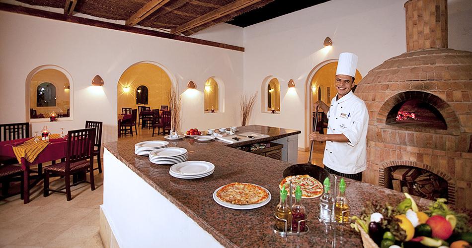 Gorgonia-Beach-Resort-PIZZA