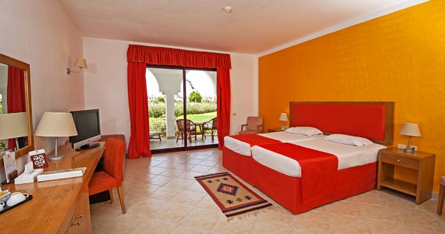 Gorgonia-Beach-Resort-ROOM_2