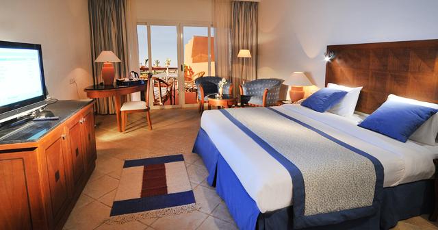 Jaz-Grand-Marsa-ROOM-2019-02-SUPERIOR-KING-SIZE-BEDROOM