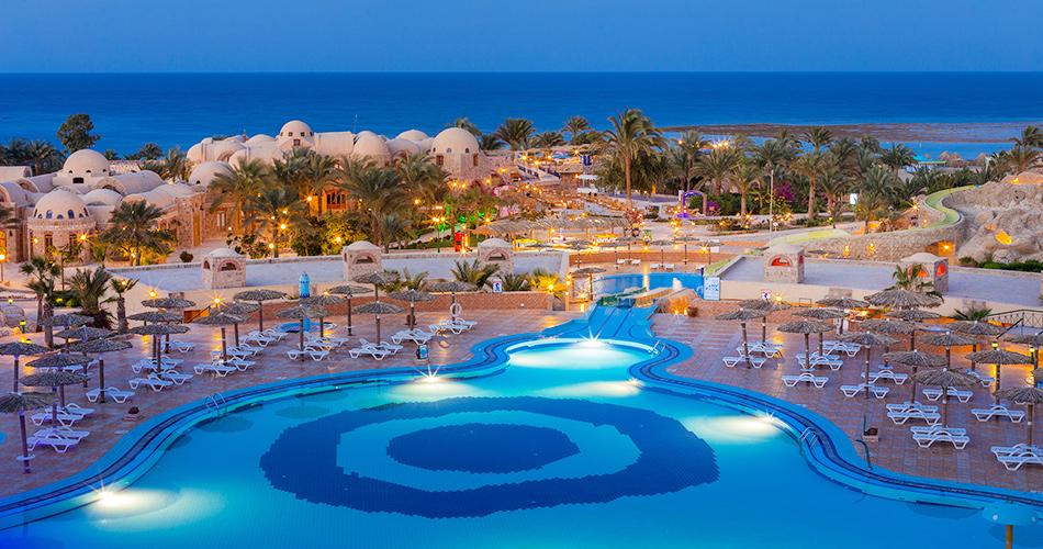 UTOPIA-BEACH-CLUB-Pool-2024-03