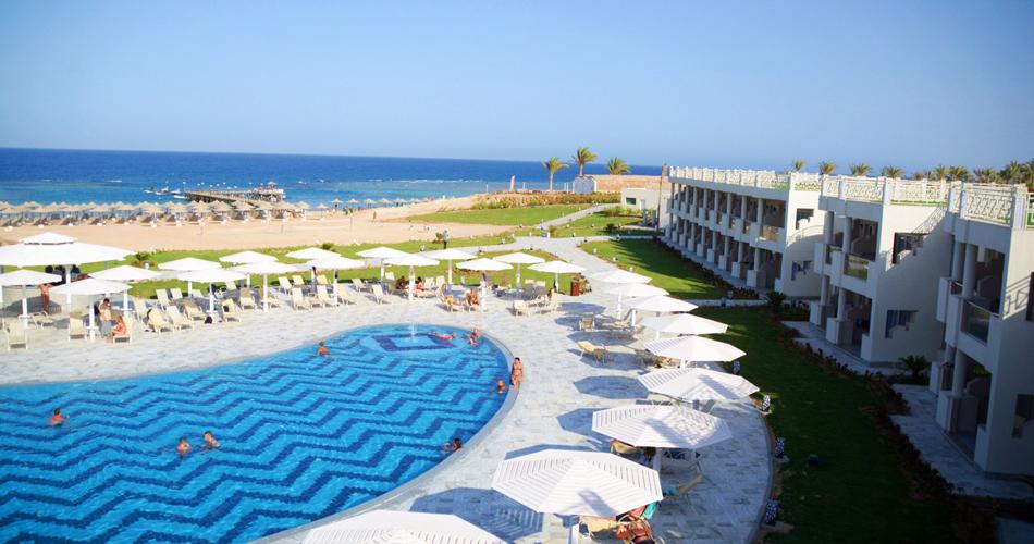 Fantazia-Resort-POOL-02-2023