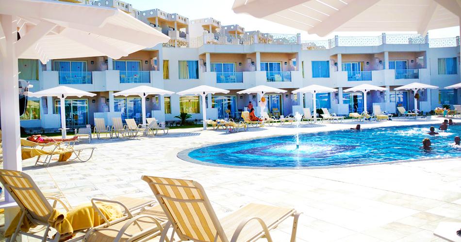 Fantazia-Resort-POOL-03-2023