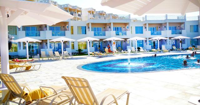 Fantazia-Resort-POOL-03-2023