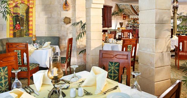 Sunrise-Holidays-Resort-RESTAURANT-6