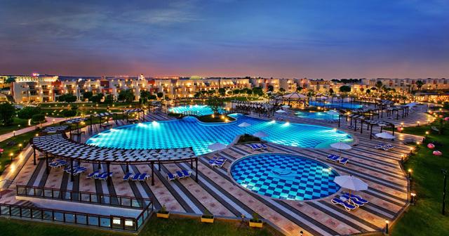 Sunrise-Crystal-Bay-Resort-POOL-NIGHT