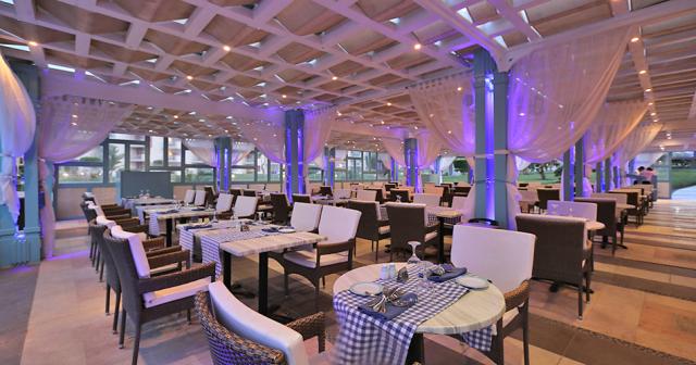 Sunrise-Crystal-Bay-Resort-RESTAURANT4