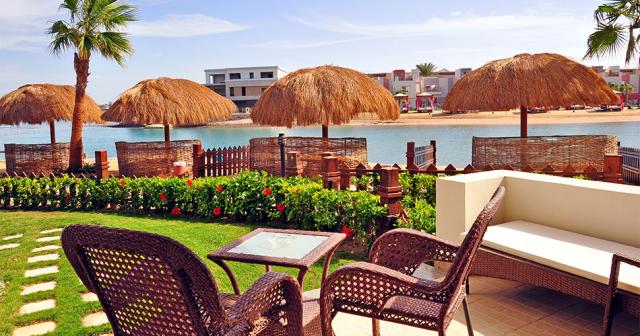 Sunrise-Crystal-Bay-Resort-2023-TERRACE