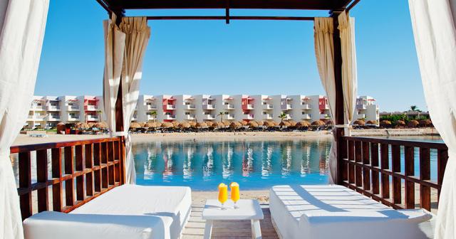Sunrise-Crystal-Bay-Resort-BEACH-CABANA-2020-02