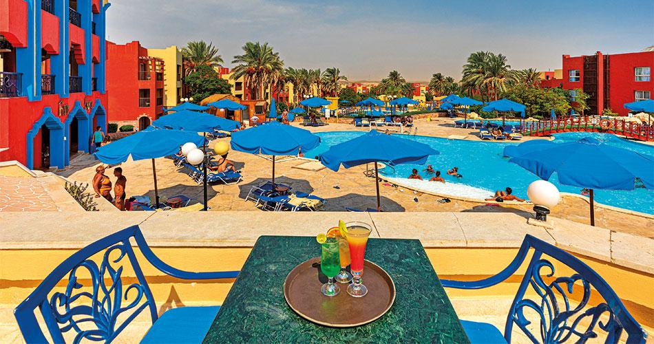 Aurora-Bay-Resort-NEW-2023-TERRACE