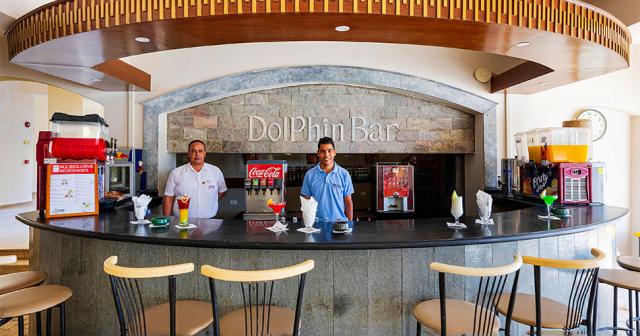 Three-Corners-Fayrouz-Plaza-Beach-Resort-2023-DOLPHIN-BAR