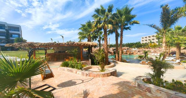 Fort-Arabesque-Resort-and-Spa-POOL-02-2022