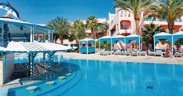 Le-Pacha-Hotel-2014-POOL-BAR