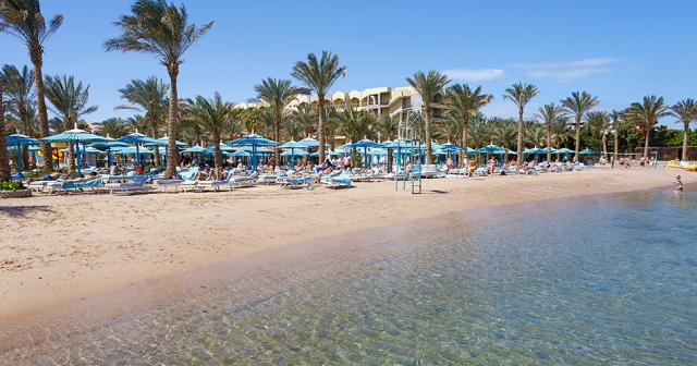 Le-Pacha-Resort-BEACH