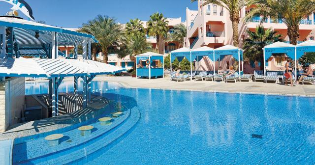 Le-Pacha-Resort-POOL-3