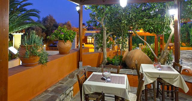 Kampos-Village-Resort-RESTAURANT-OUTDOOR