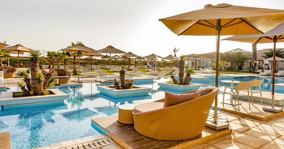Magic-Hotel-Palm-Beach-Palace-POOL-3