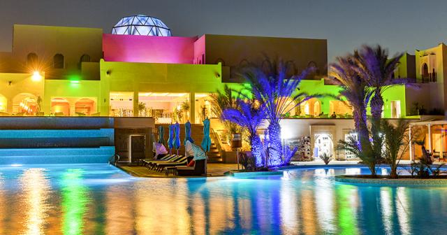 Magic-Hotel-Palm-Beach-Palace-NIGHT