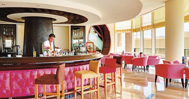 Barcelo-Tiran-Sharm-Resort-BAR