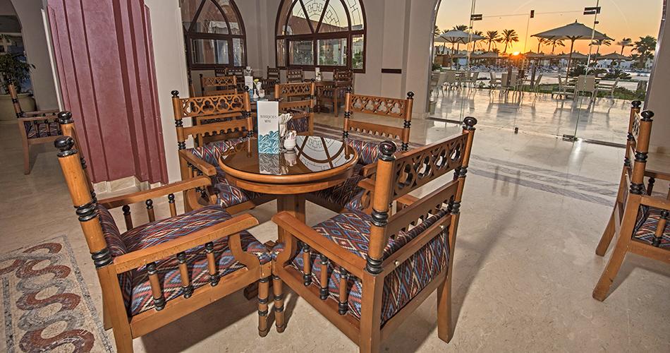 Sunrise-Select-Royal-Makadi-Resort-and-Spa-LOBBY-BAR