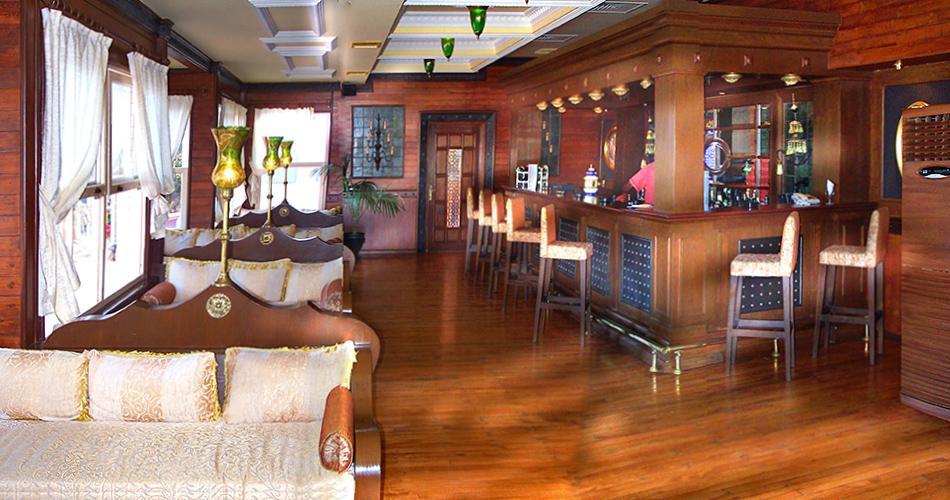 Club-Boran-Mare-Beach-BAR