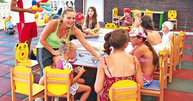 Royal-Alhambra-Palace-KIDS-CLUB