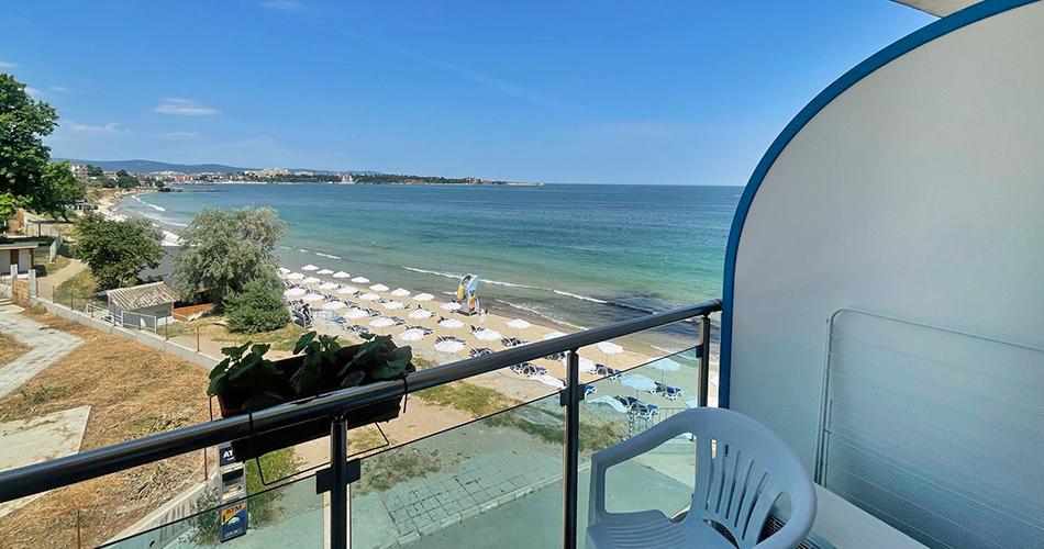 Bijou-SEAVIEW-ROOM-2024-02