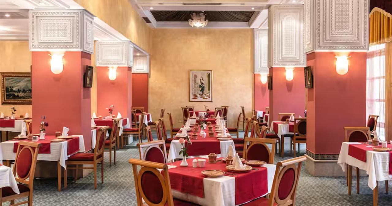 Royal-Kenz-2025-RESTAURANT-02
