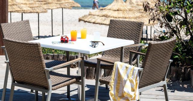 Royal-Kenz-2025-BEACH-BAR-01