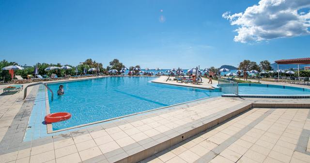 Astir-Beach-POOL-2