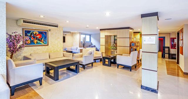 Viking-Nona-Beach-LOBBY-2025