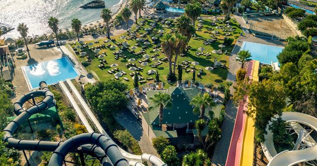 Star-Beach-Village-and-Water-Park-OVERVIEW-2021-03