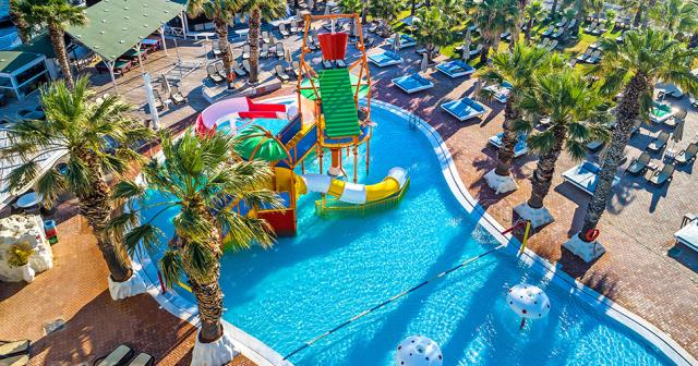 Star-Beach-Village-and-Water-Park-KIDS-POOL-2021-01